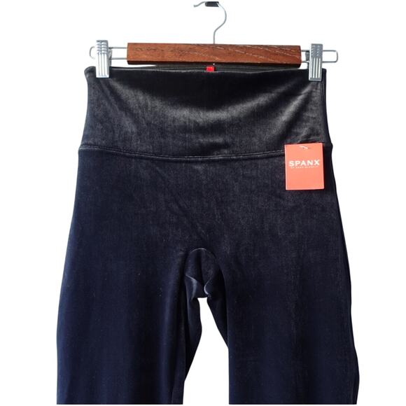 Spanx Velvet Leggings Medium NWT - Picture 5 of 9